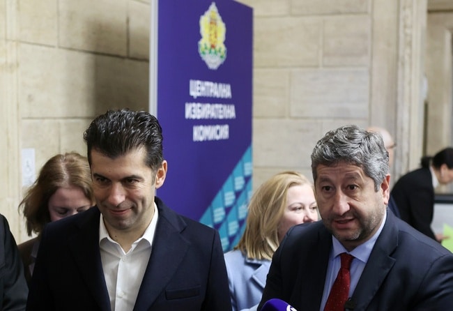 Съпредседателите на коалицията Продължаваме промяната Демократична България ПП ДБ Кирил