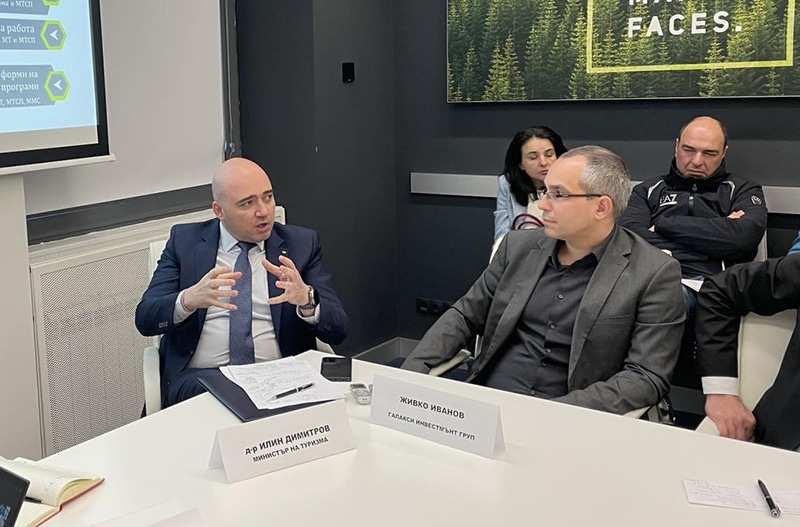 Необходимо е да възстановим доверието на хората в туризма за