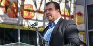 Министър Явор Гечев