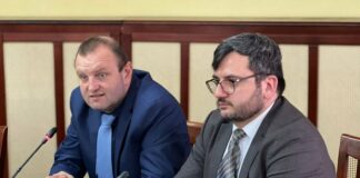 Заместник министри Тодор Джиков и Георги Събев