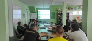  Нефтохимик 