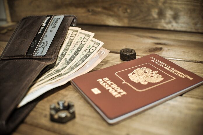 Пари, паспорт