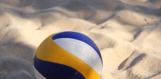 Плажен волейбол