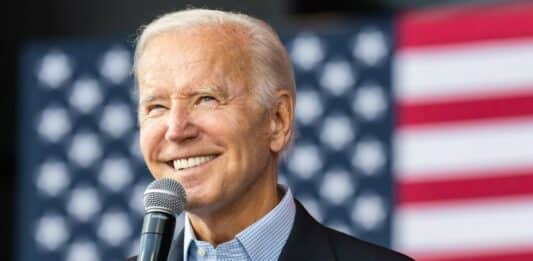 Президент Джо Байдън