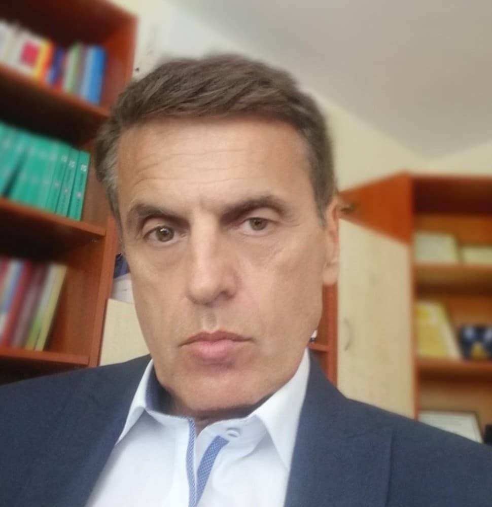 Над 200 души от 10 държави участваха в курс за