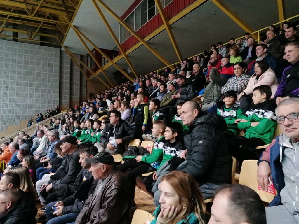 Футболният отбор на Нефтохимик ще играе контролен мач в Българово