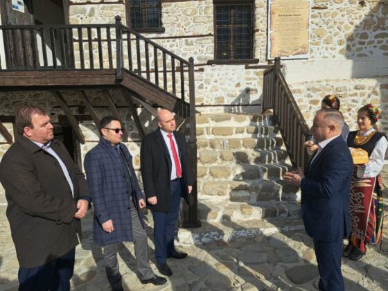 Александър Пулев