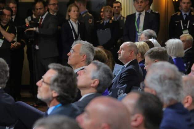 Румен Радев