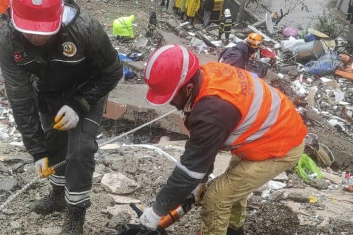 Разрушения в Турция