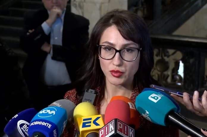 Десислава Петрова