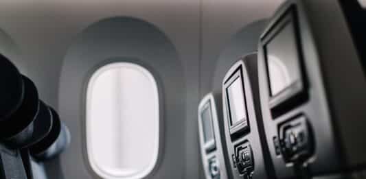 Самолет отвътре.