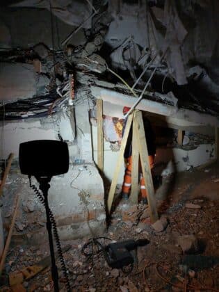 Спасителна акция в Бесни