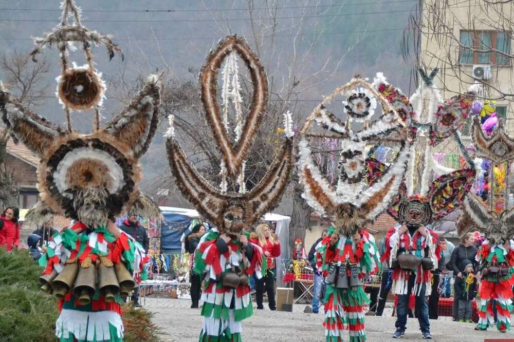 Фестивалът Магията на Сурва в Земен се завръща след кратко