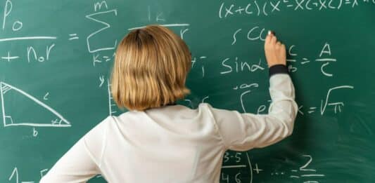 Учител, образование