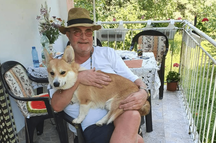 Известният пловдивски адвокат Стефан Левашки и неговото куче Ринго са