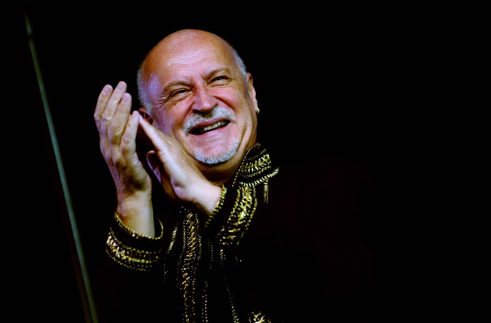 След няколкогодишно прекъсване на изявите си група Легендите се завръща