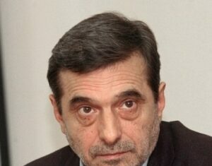 Димитър Манолов