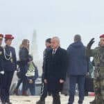 Служебният премиер Гълъб Донев на връх Шипка