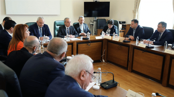 Служебният премиер Гълъб Донев инициира среща с областните управители на