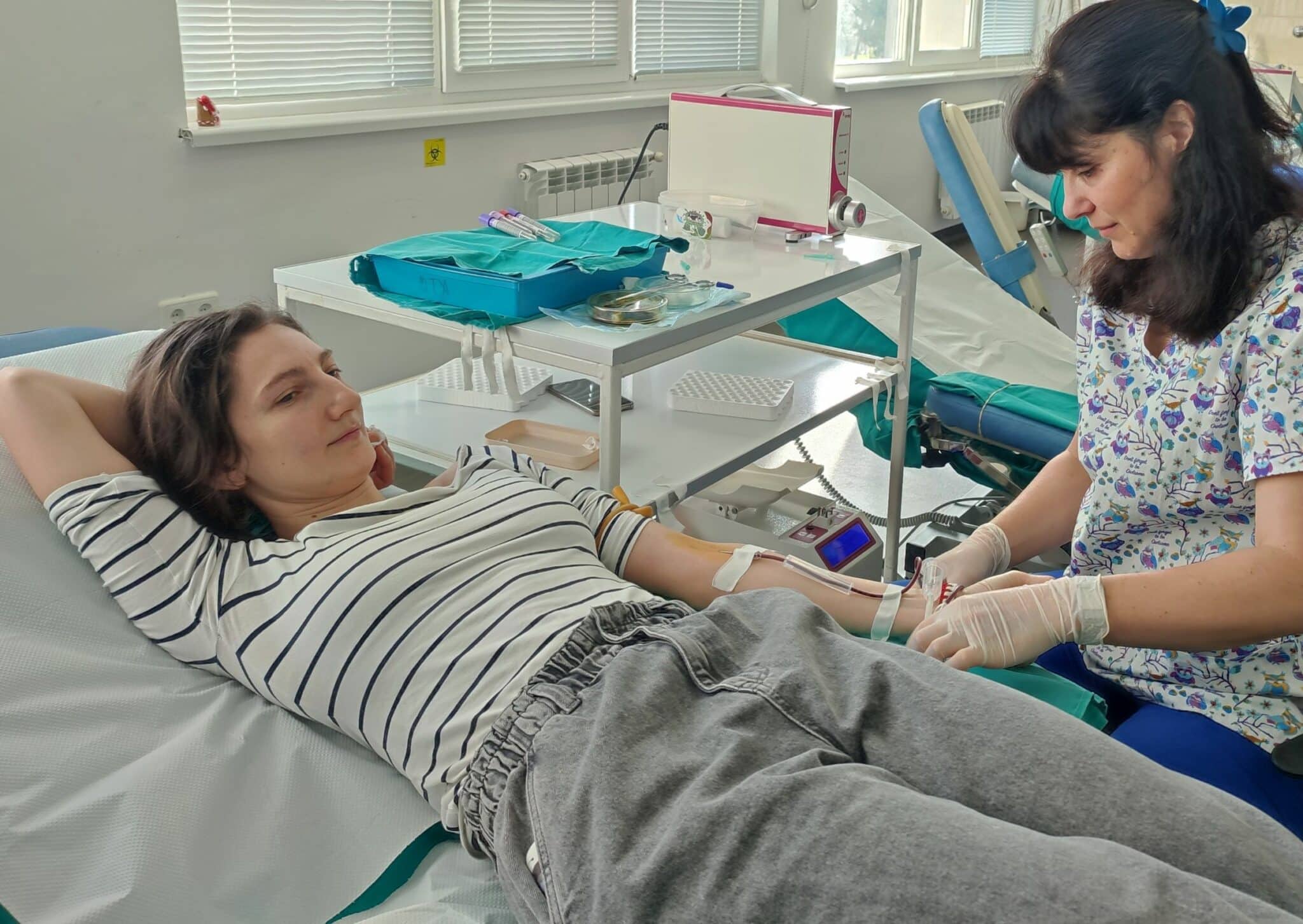 Млади лекари от УМБАЛ-Бургас организираха акция за кръводаряване, с която