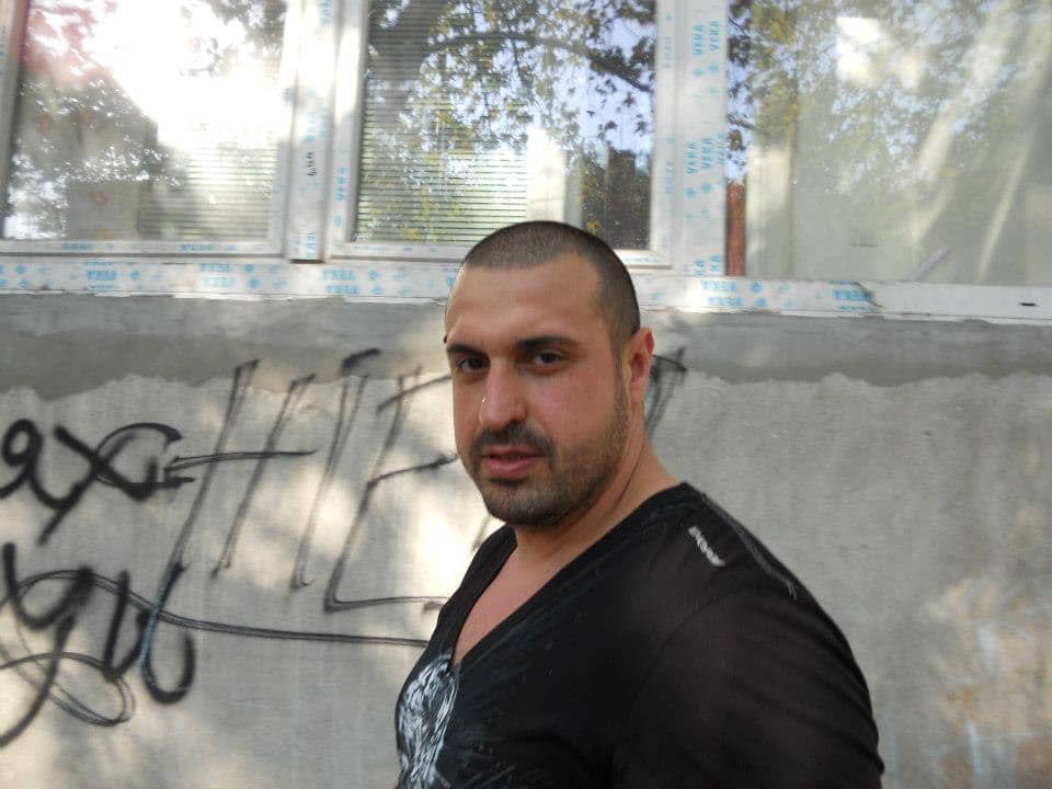 Източник на Искра бг съобщи името на охранителя който е ударил