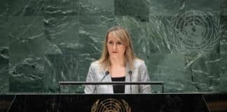 Министър Росица Карамфилова