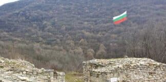 Крепост „Мисионис“