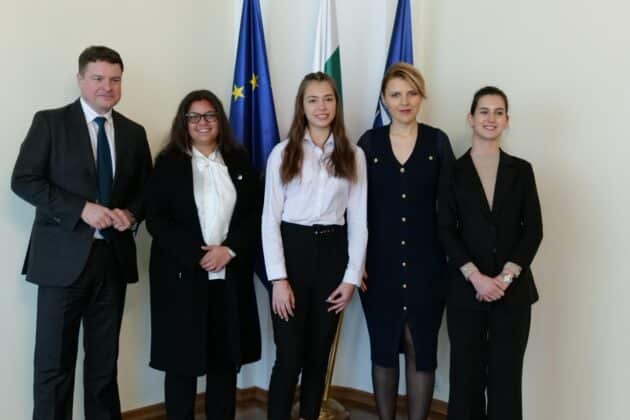 Роб Диксън и Велислава Петрова