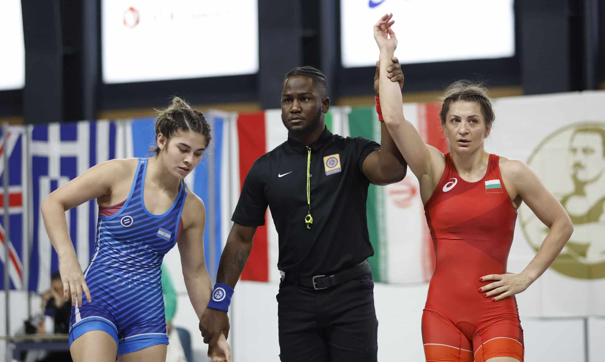 Евелина Николова и Георги Иванов ще спорят на полуфиналите на