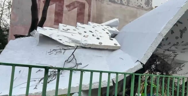 Паднала изолация