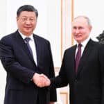 Президентите Си Дзинпин и Владимир Путин