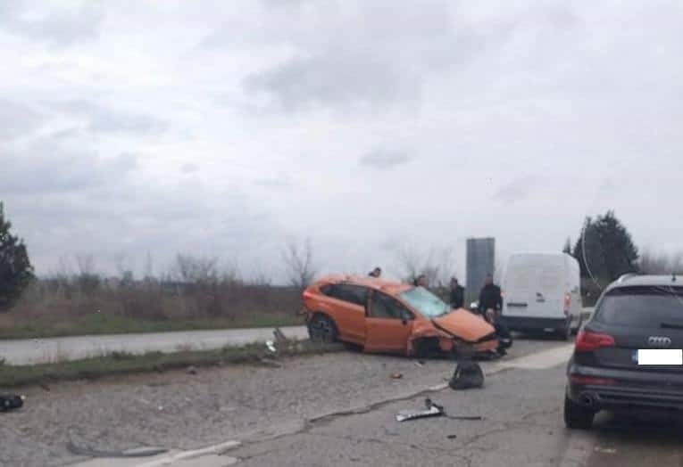 Шофьор е пострадал при пътнотранспортно произшествие съобщиха за Искра бг от