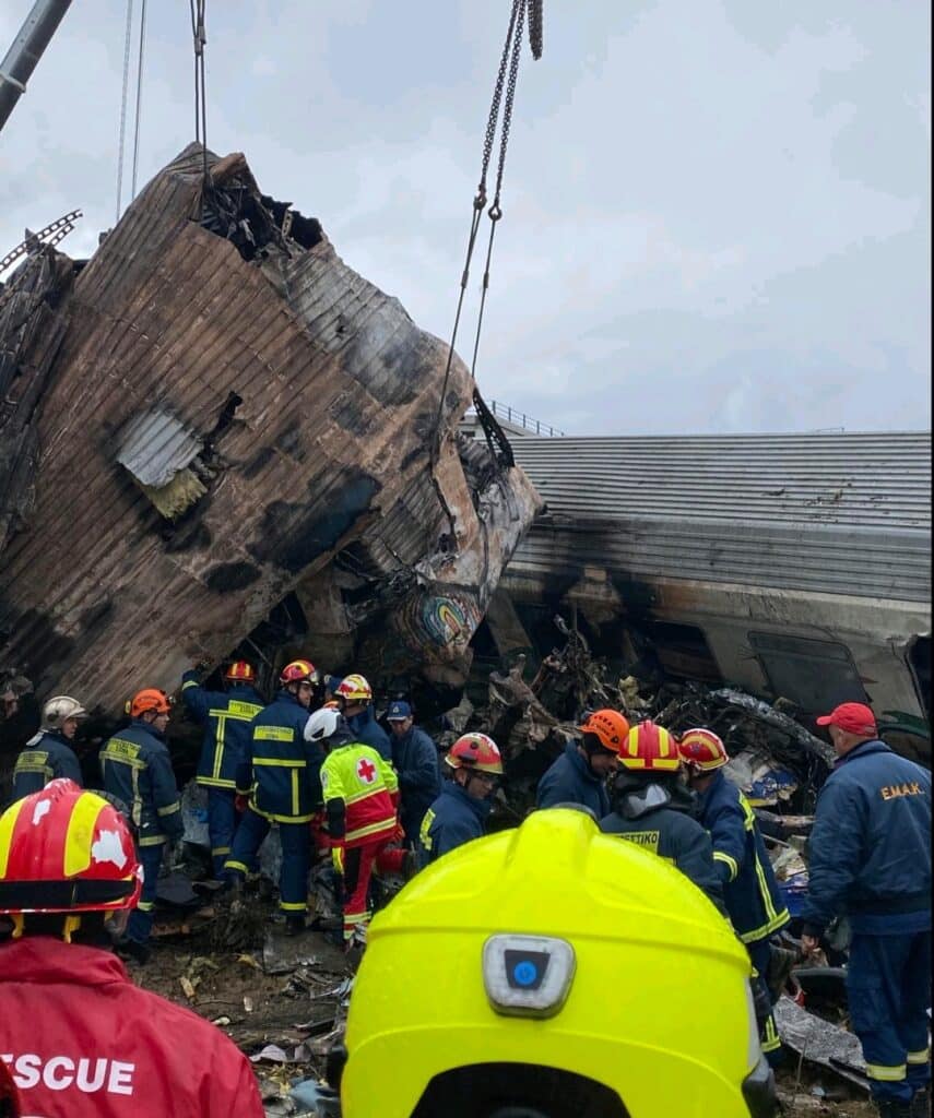  Разчистване на останките 