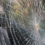 Счупено стъкло