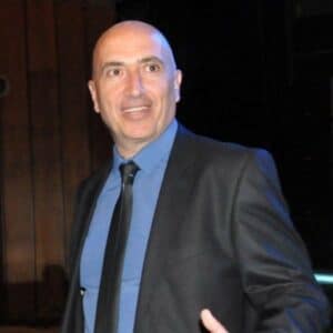  Стоян Грозев 