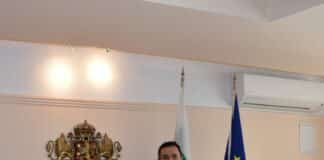 Доника Ходжа и Никола Стоянов