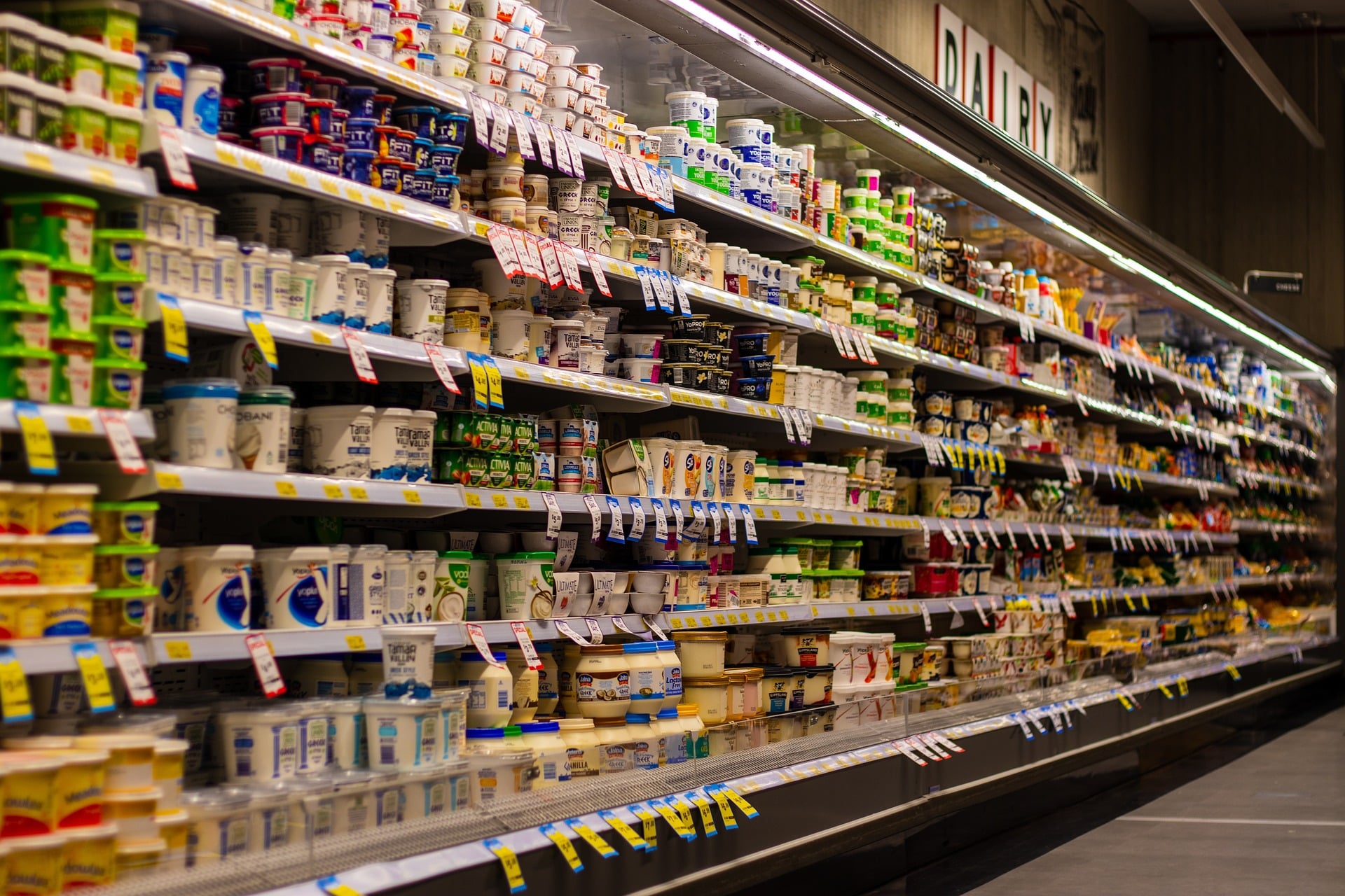 Няма как цените в супермаркетите да паднат защото в България