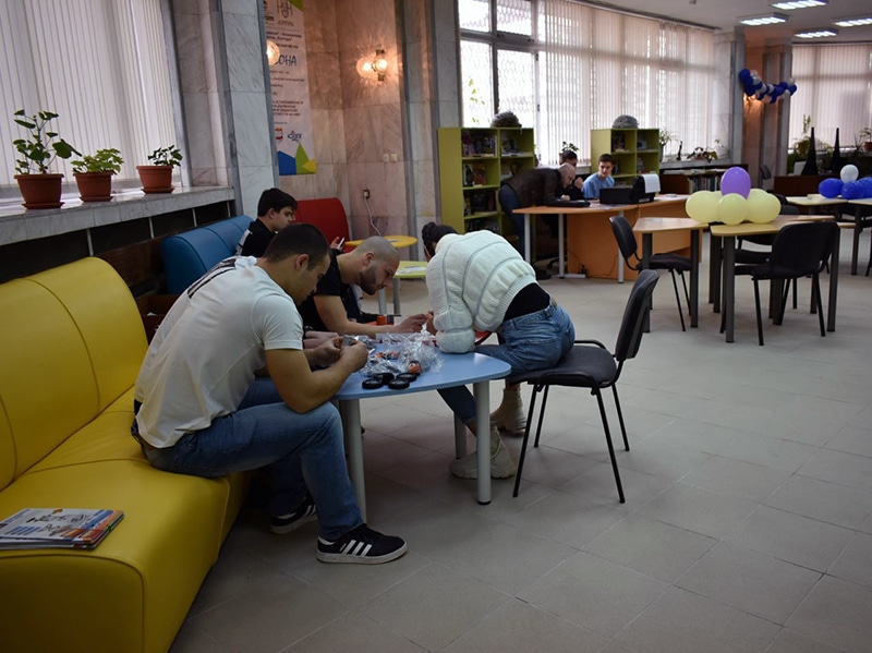 В Асеновград днес бе открита официално новосъздадената тийн зона предназначена