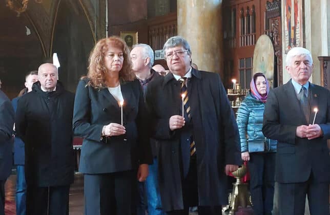 Илияна Йотова