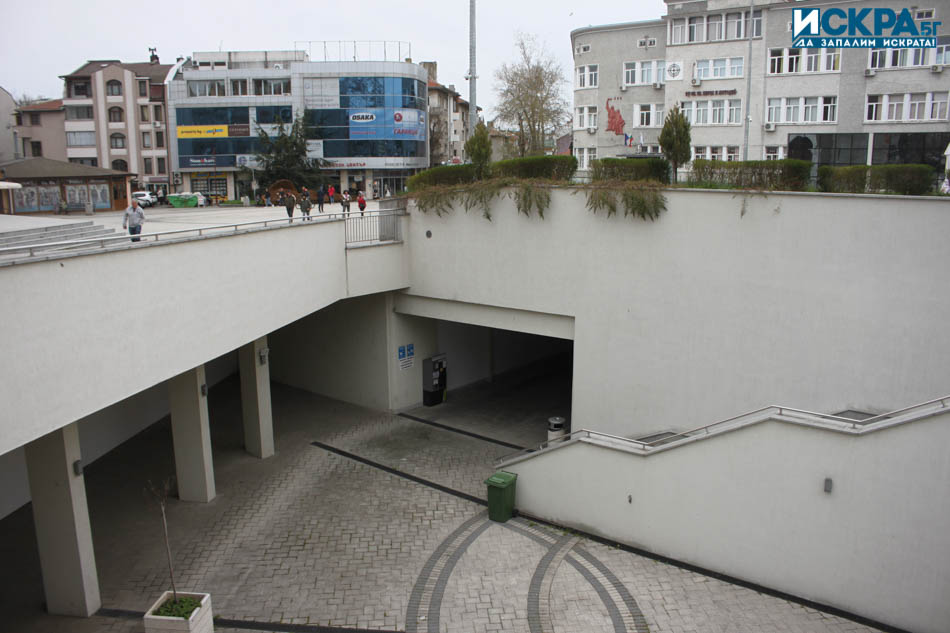 Склад в подземния паркинг под площад Св св Кирил и
