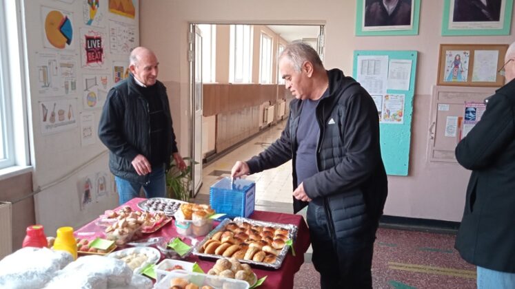 Благотворителен базар