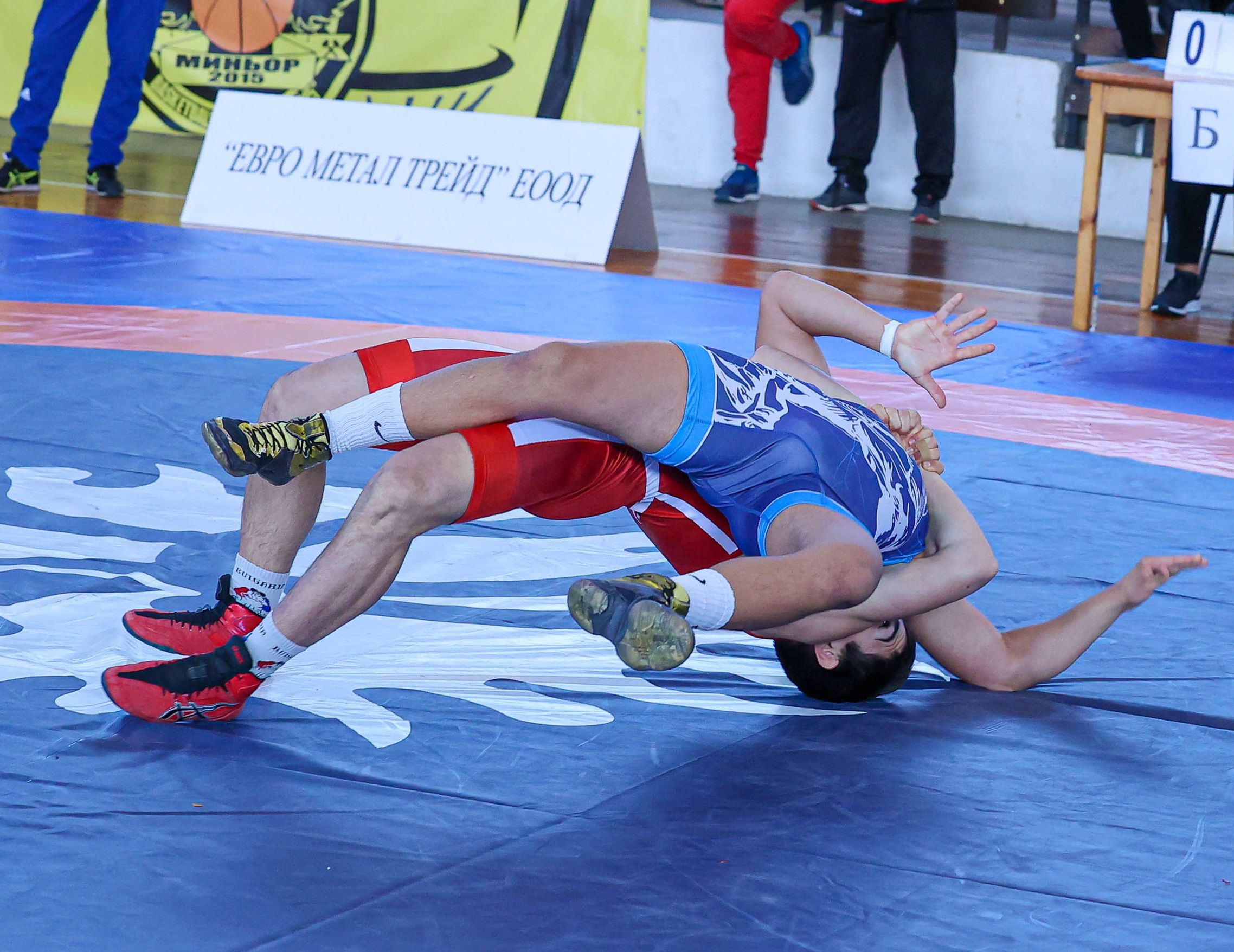 ЦСКА събира на традиционен турнир по борба най малките състезатели Това