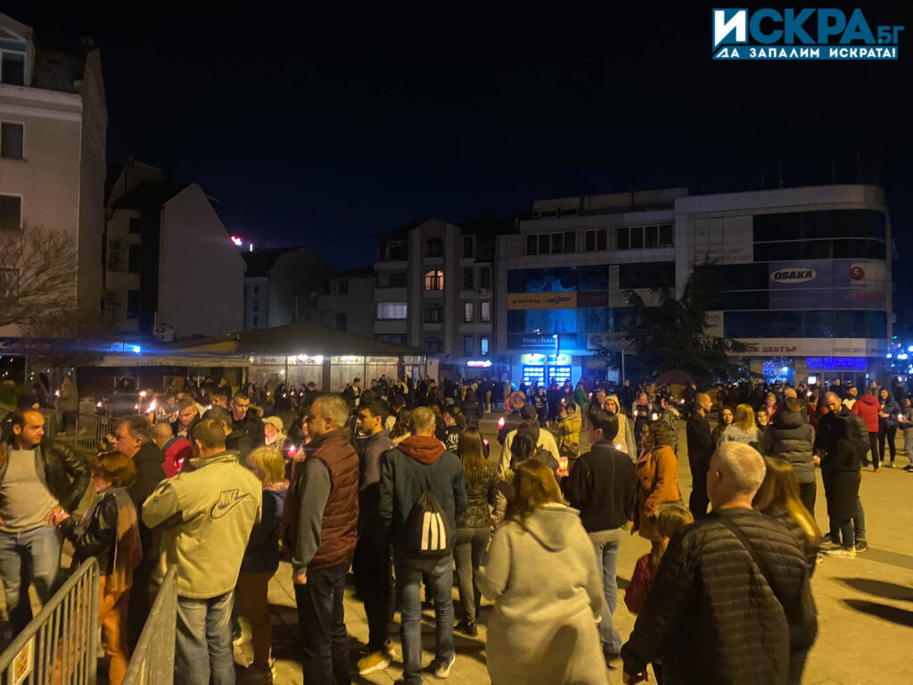 Посрещане на Възкресение Христово в Бургас