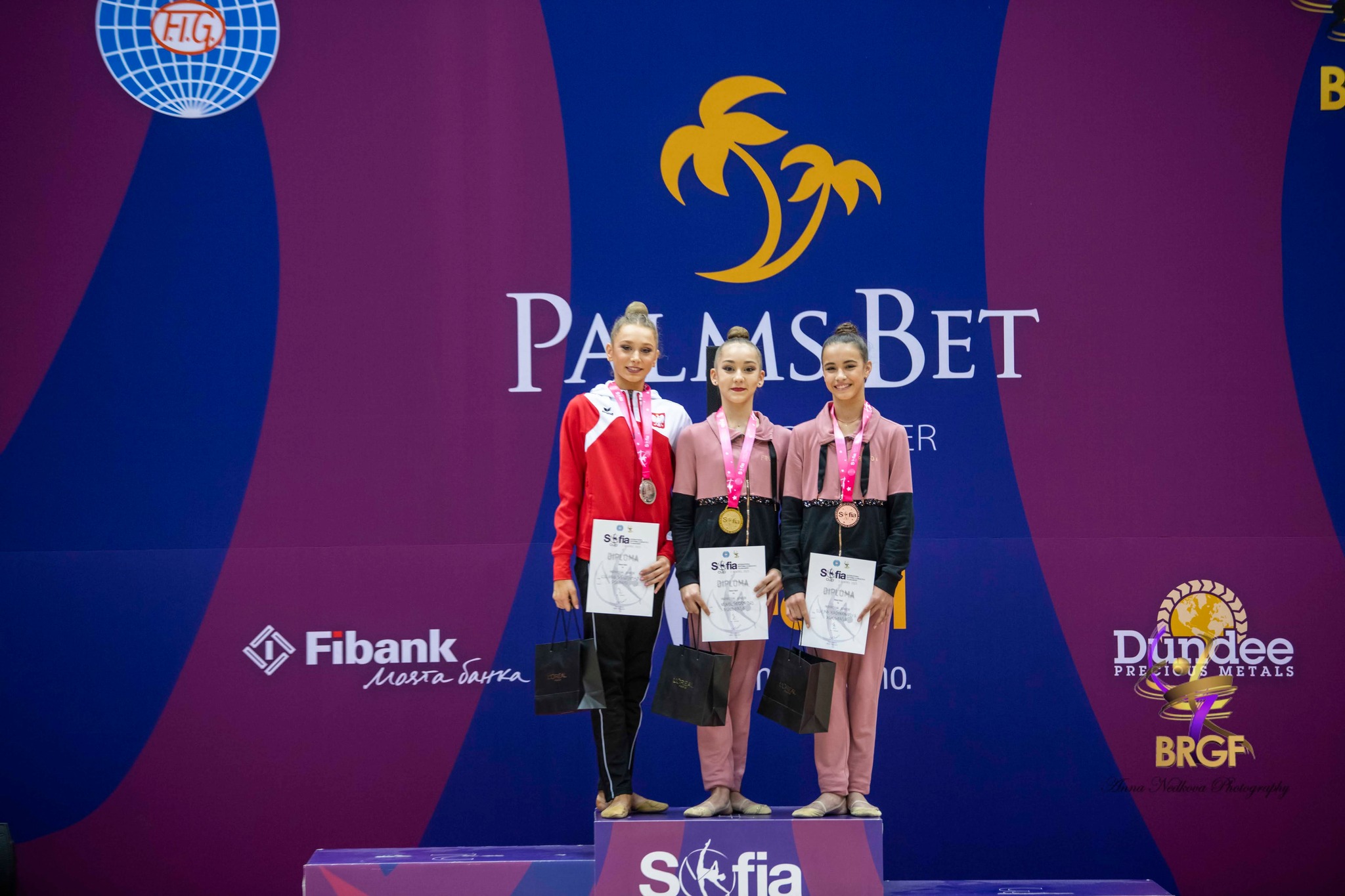 Българката Никол Тодорова спечели шампионската титла в многобоя на Международния