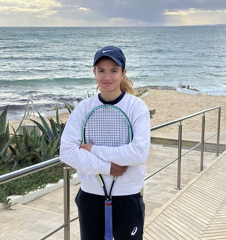 Българската състезателка по тенис Ива Иванова се класира за осминафиналите