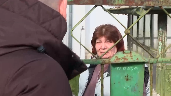 Нямам какво да кажа Детето ми си отиде Това каза