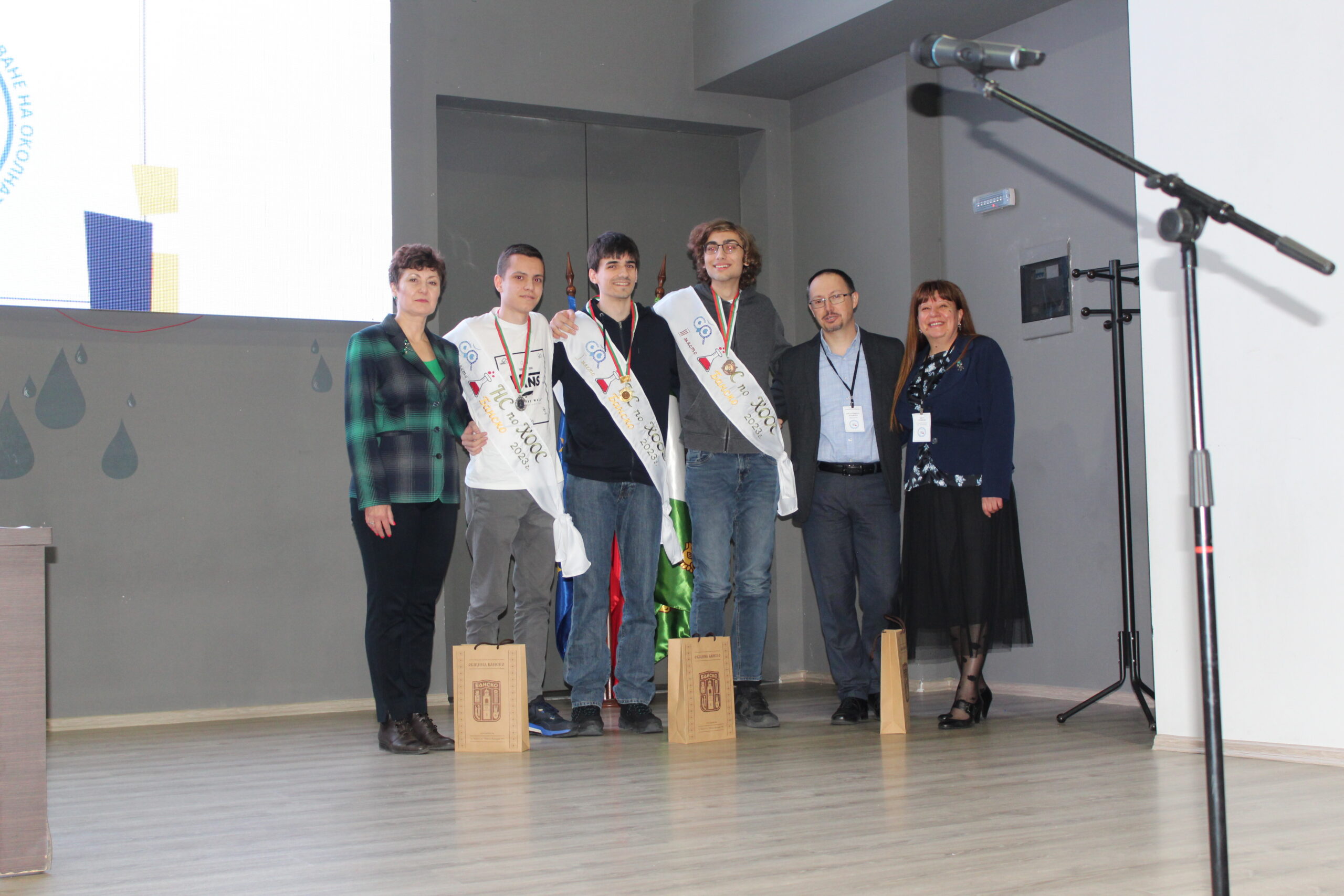 Цели 13 участници получиха пълни шестици на XXIV Национално състезание