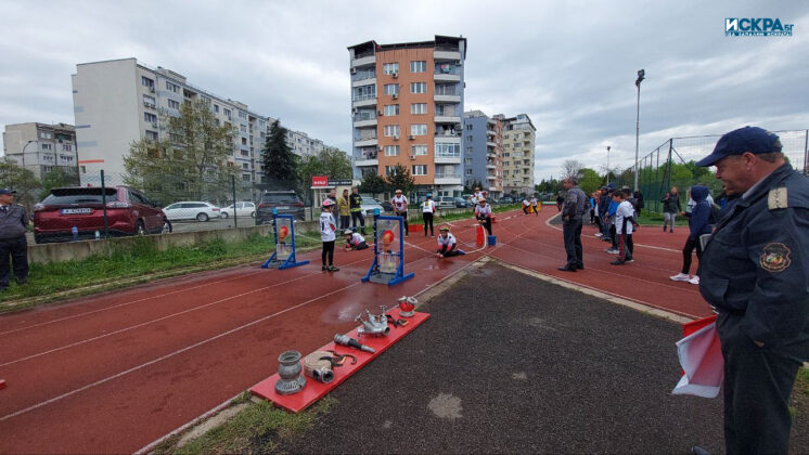 Млад огнеборец