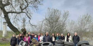 Почистване