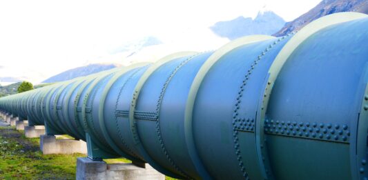 Тръбопровод